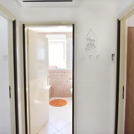 Comfortable Near Center Apartment